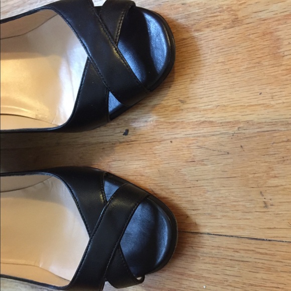 Christian Louboutin Riveto 70 Black Nappa Wedges - Picture 6 of 9